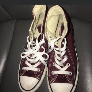 Maroon high top converse